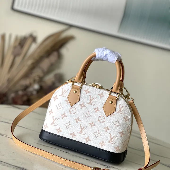 スーパーコピー ルイヴィトン キーホルダー