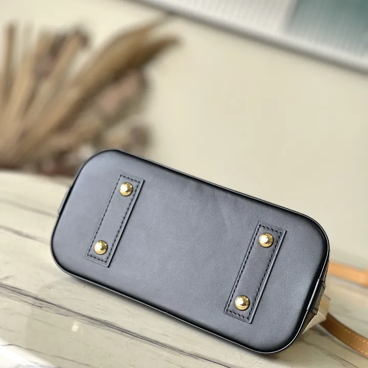 スーパーコピー ルイヴィトン キーホルダー