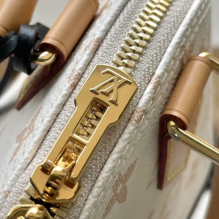 スーパーコピー ルイヴィトン キーホルダー