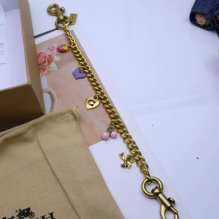 スーパーコピー ヴェルサーチ キーホルダー