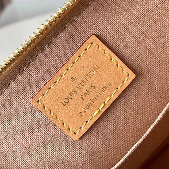 スーパーコピー ルイヴィトン キーホルダー