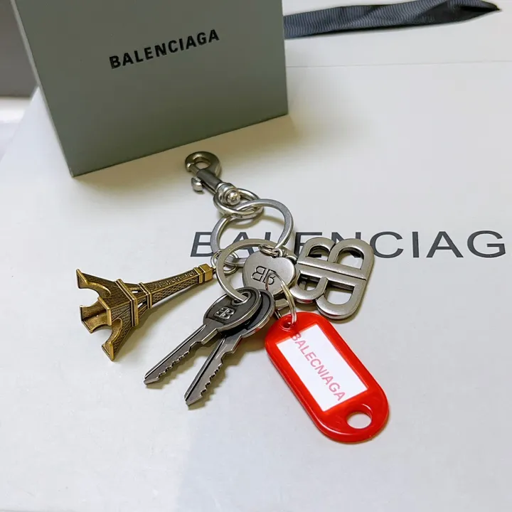 スーパーコピー バレンシアガ キーホルダー