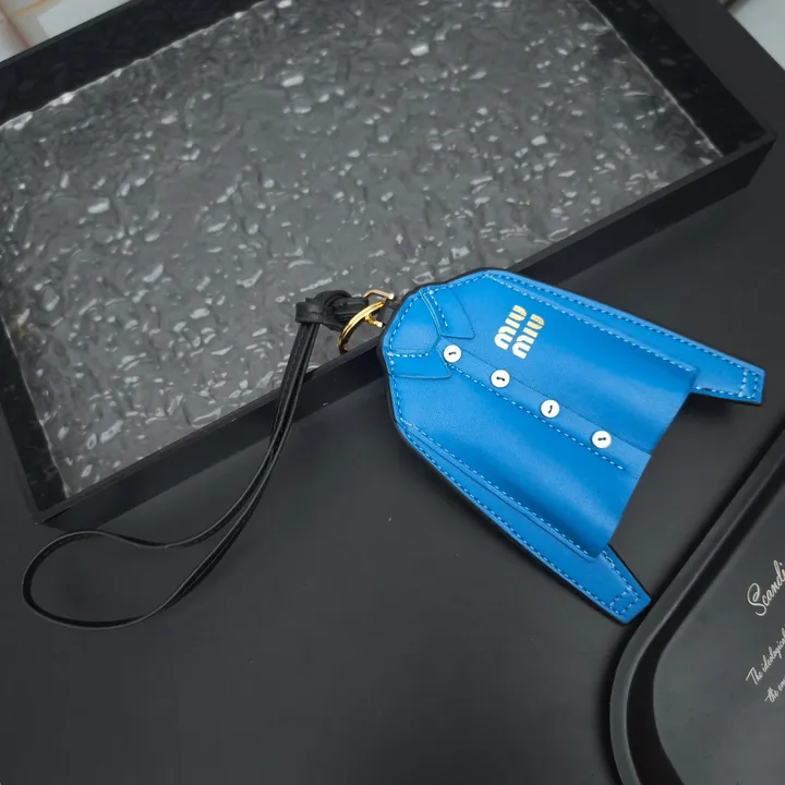 スーパーコピー ミュウミュウ キーホルダー