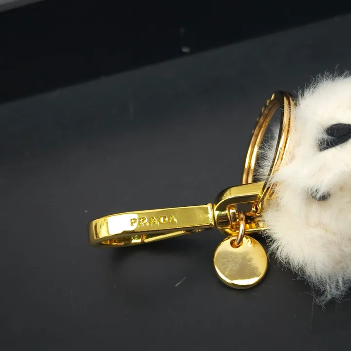 スーパーコピー プラダ キーホルダー