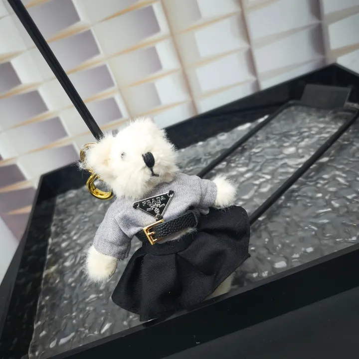 スーパーコピー プラダ キーホルダー