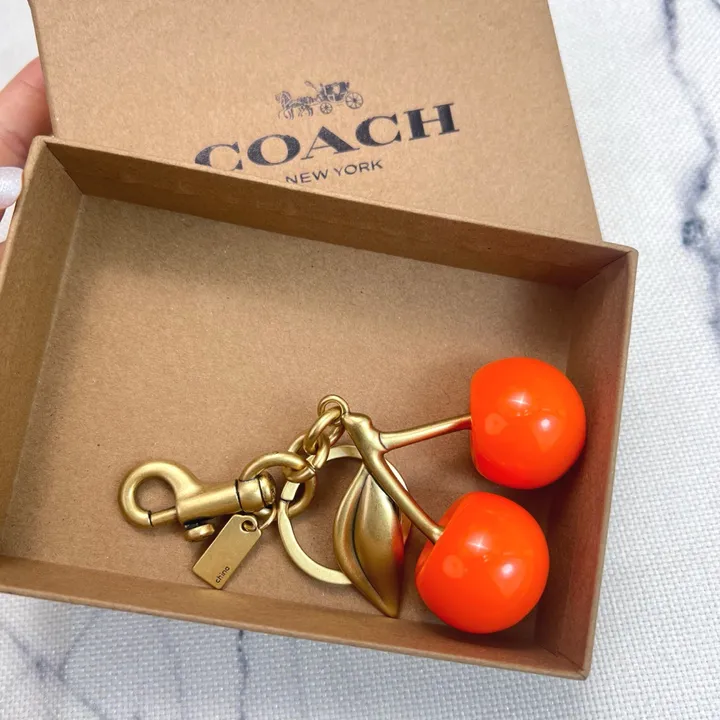 スーパーコピー ヴェルサーチ キーホルダー