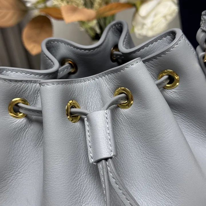 スーパーコピー プラダ キーホルダー