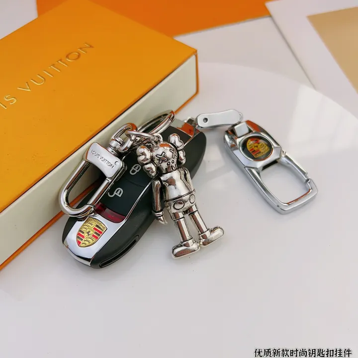 スーパーコピー ミュウミュウ キーホルダー