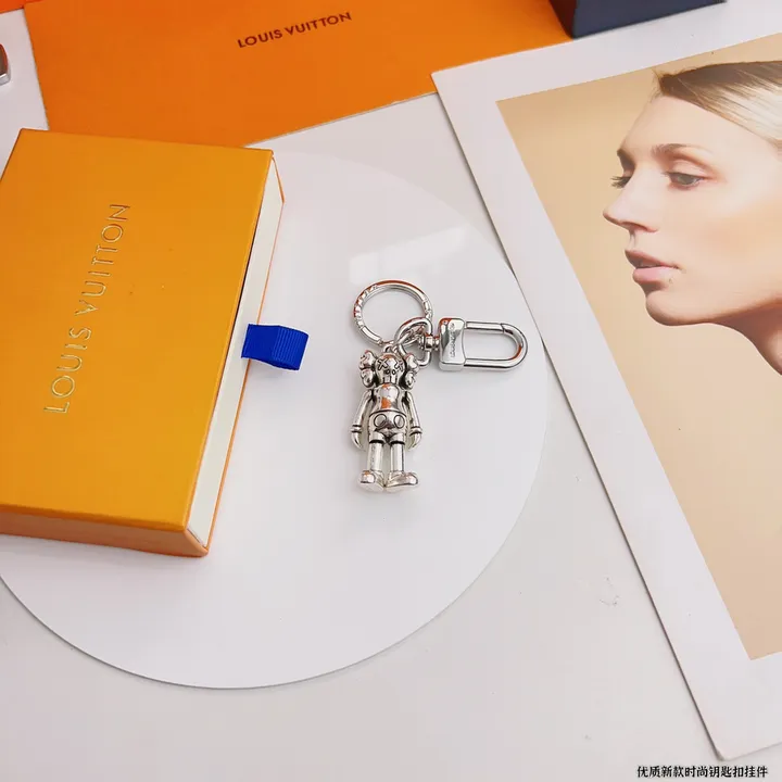 スーパーコピー ミュウミュウ キーホルダー