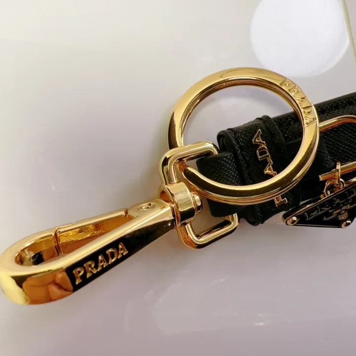 スーパーコピー プラダ キーホルダー