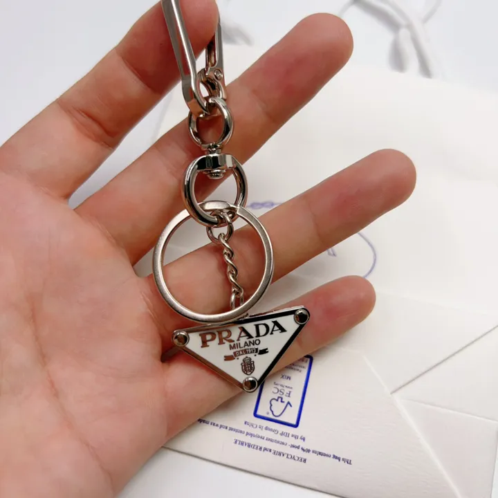スーパーコピー プラダ キーホルダー