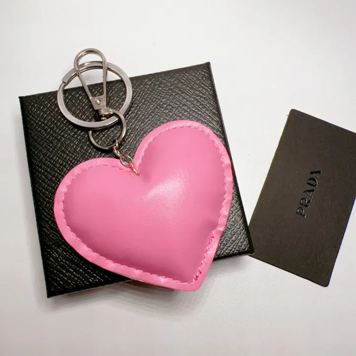 スーパーコピー プラダ キーホルダー