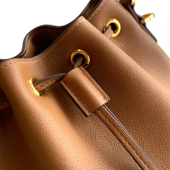 スーパーコピー プラダ キーホルダー