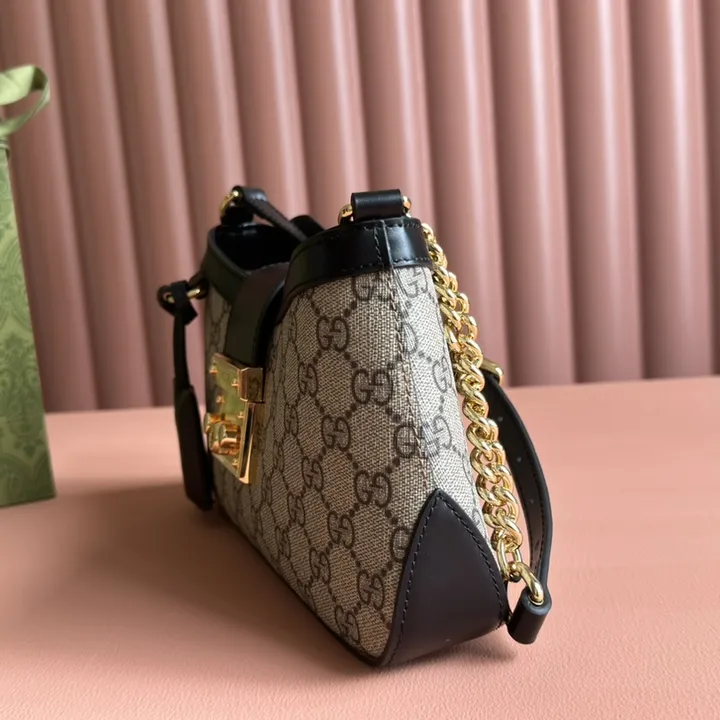 スーパーコピー グッチ キーホルダー