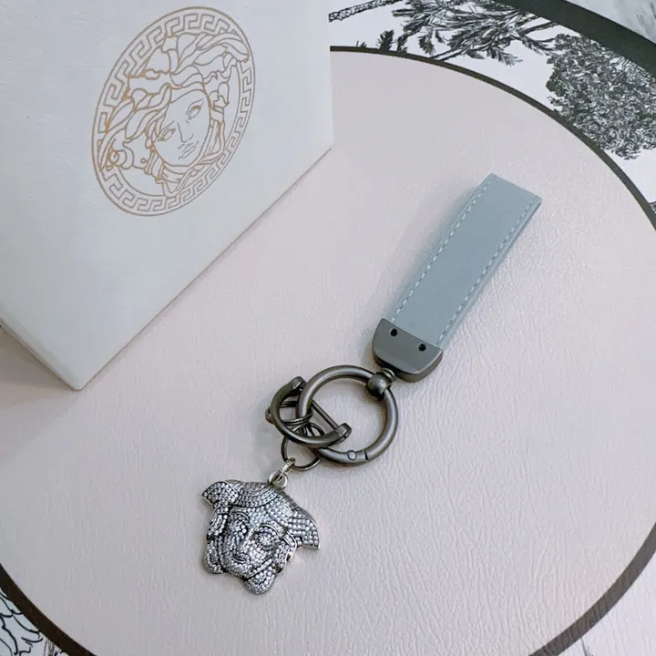 スーパーコピー プラダ キーホルダー