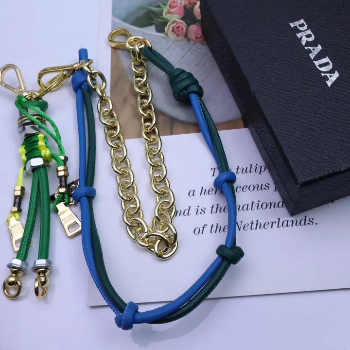 スーパーコピー プラダ キーホルダー
