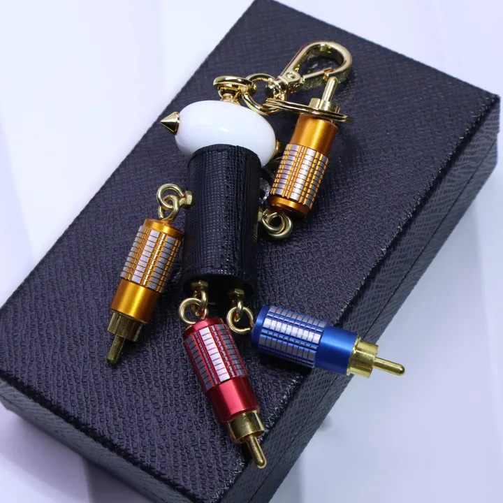 スーパーコピー プラダ キーホルダー