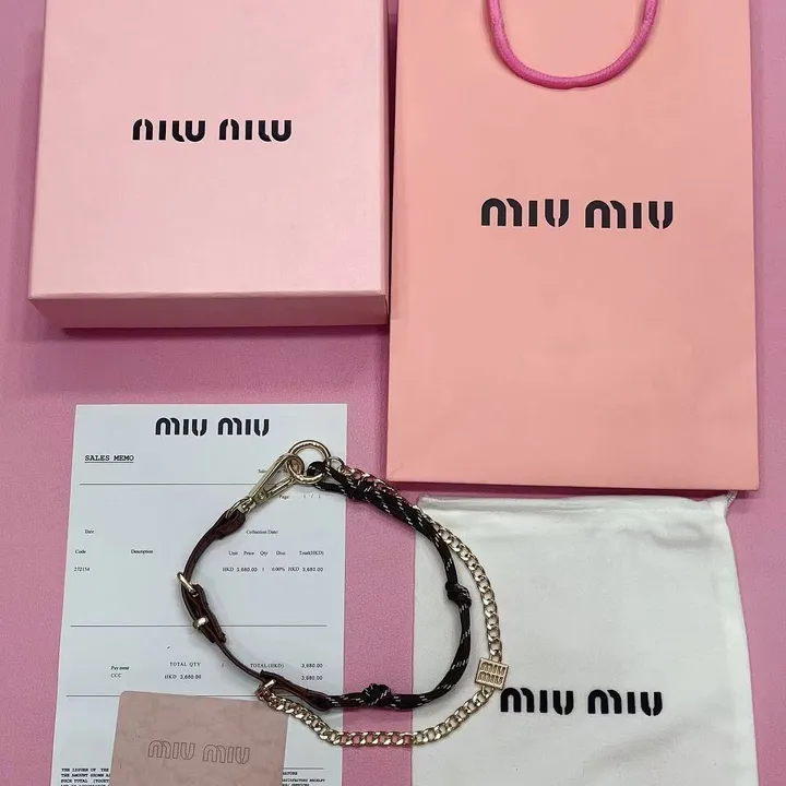 スーパーコピー ミュウミュウ キーホルダー