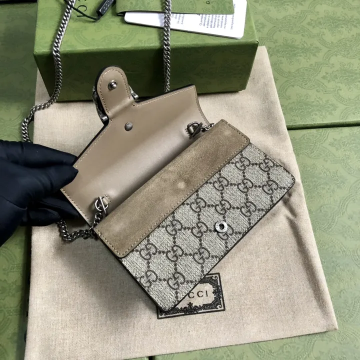 スーパーコピー ルイヴィトン キーホルダー