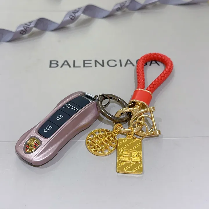 スーパーコピー バレンシアガ キーホルダー