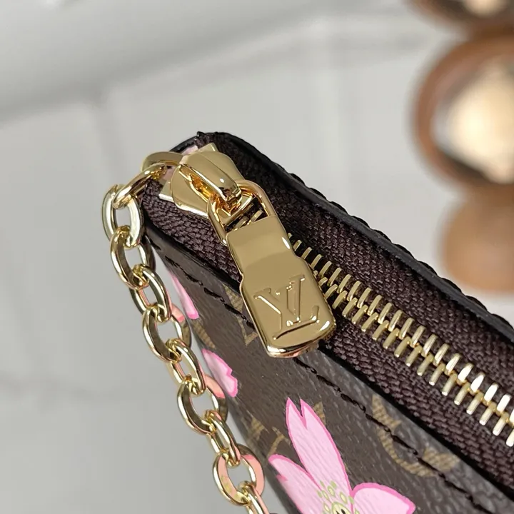 スーパーコピー ルイヴィトン キーホルダー