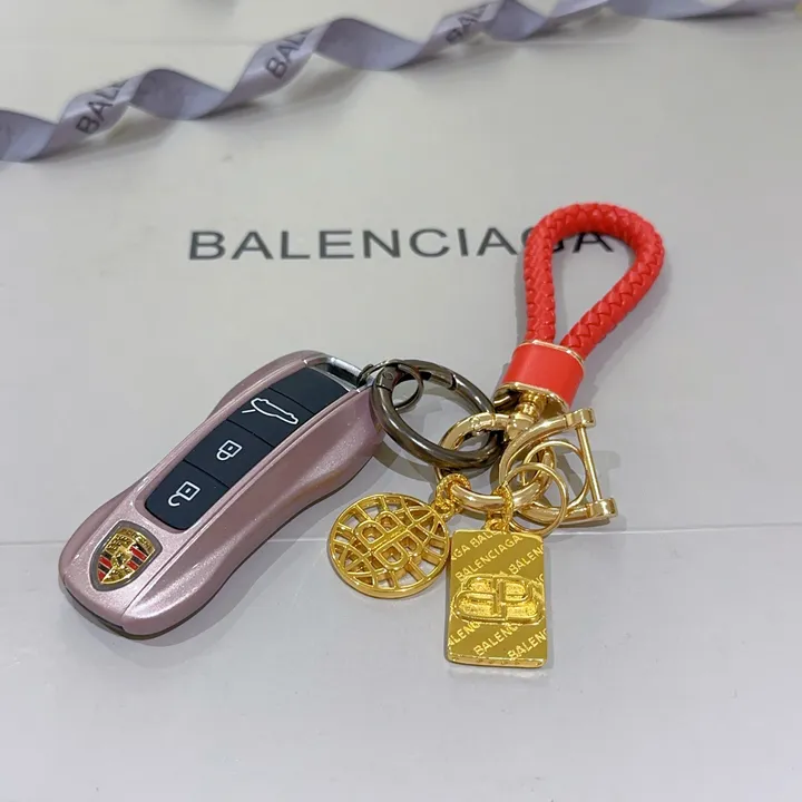 スーパーコピー バレンシアガ キーホルダー