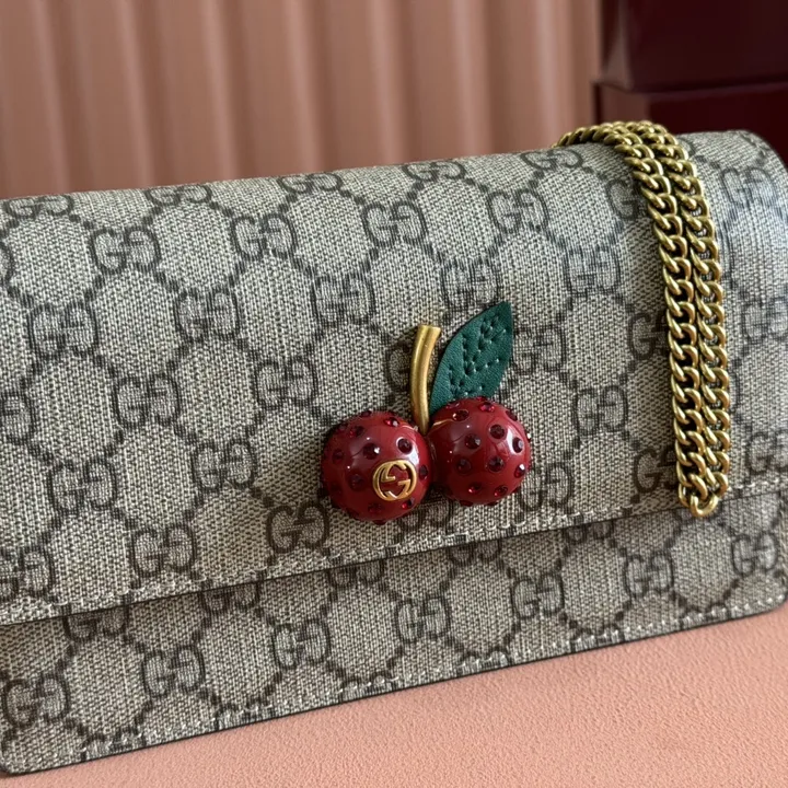 スーパーコピー グッチ キーホルダー