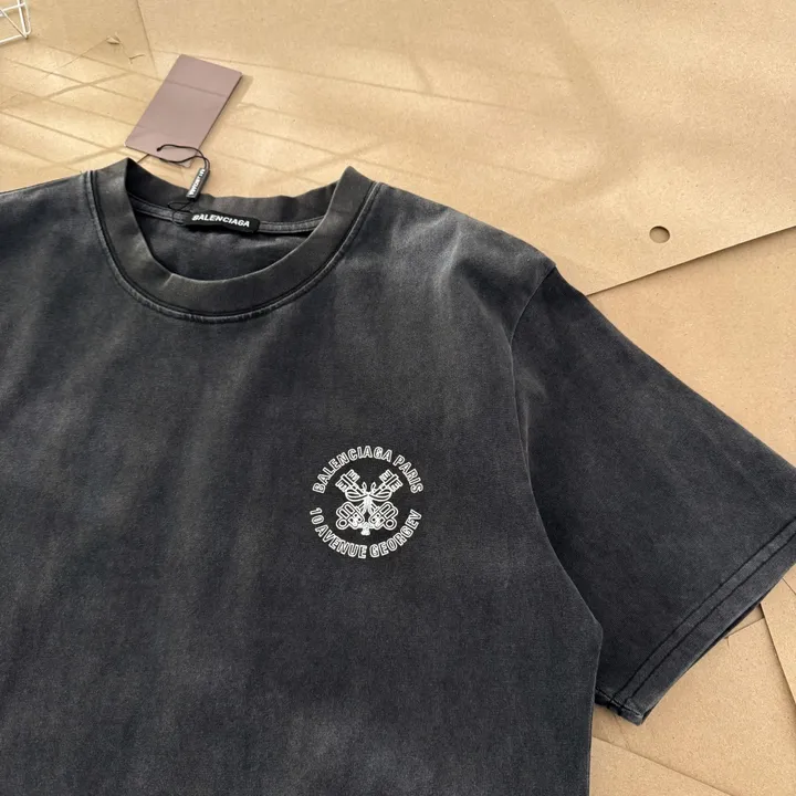 スーパーコピー バレンシアガ キーホルダー