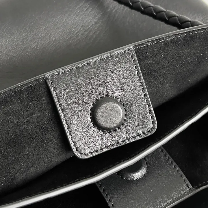 スーパーコピー ボッテガ ヴェネタ キーホルダー