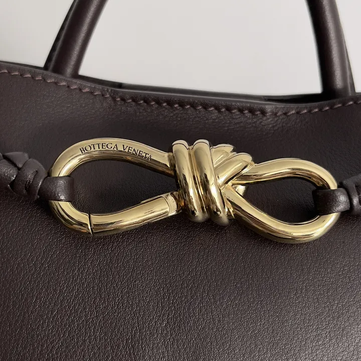 スーパーコピー ボッテガ ヴェネタ キーホルダー