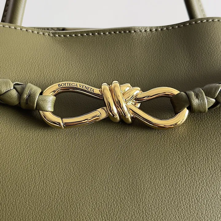 スーパーコピー ボッテガ ヴェネタ キーホルダー