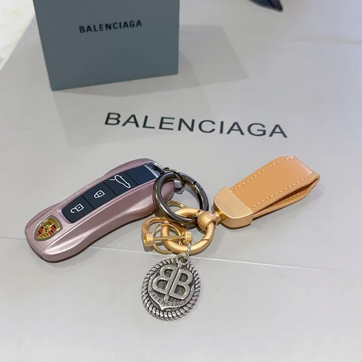 スーパーコピー バレンシアガ キーホルダー