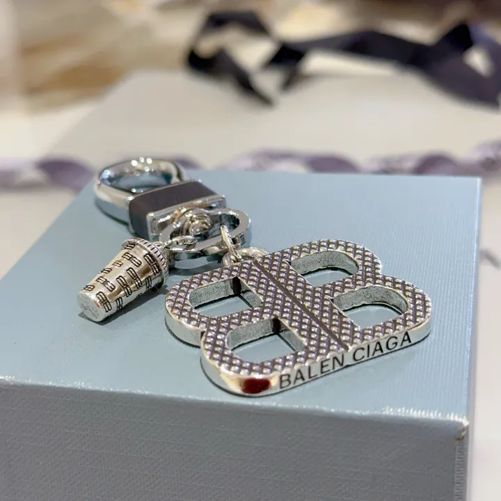 スーパーコピー ディオール キーホルダー