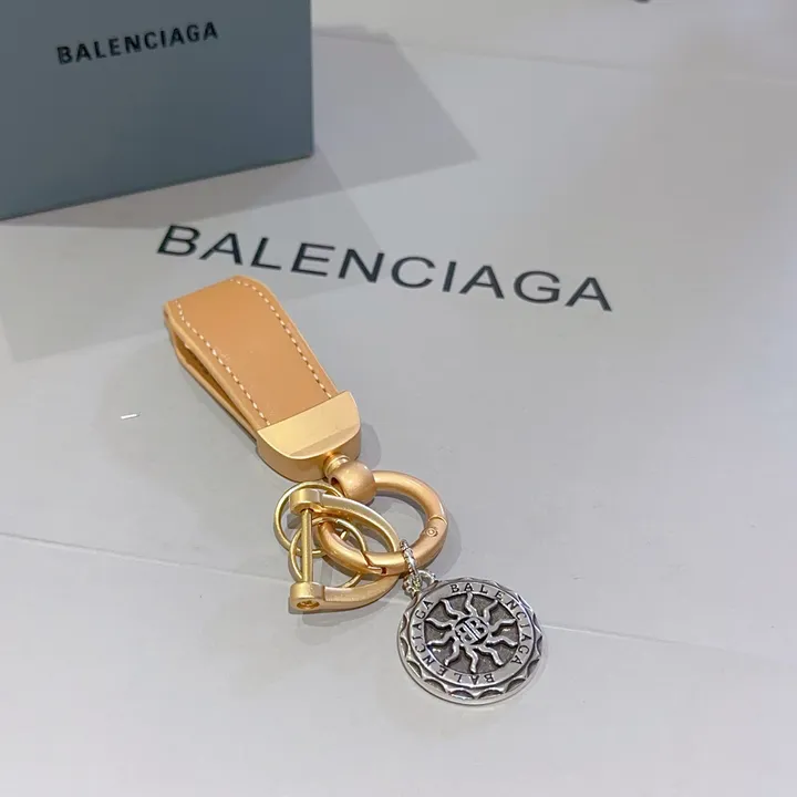 スーパーコピー バレンシアガ キーホルダー
