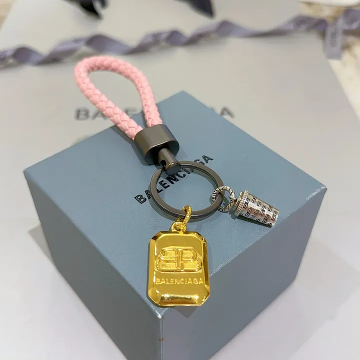 スーパーコピー バレンシアガ キーホルダー
