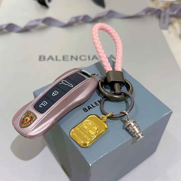 スーパーコピー バレンシアガ キーホルダー