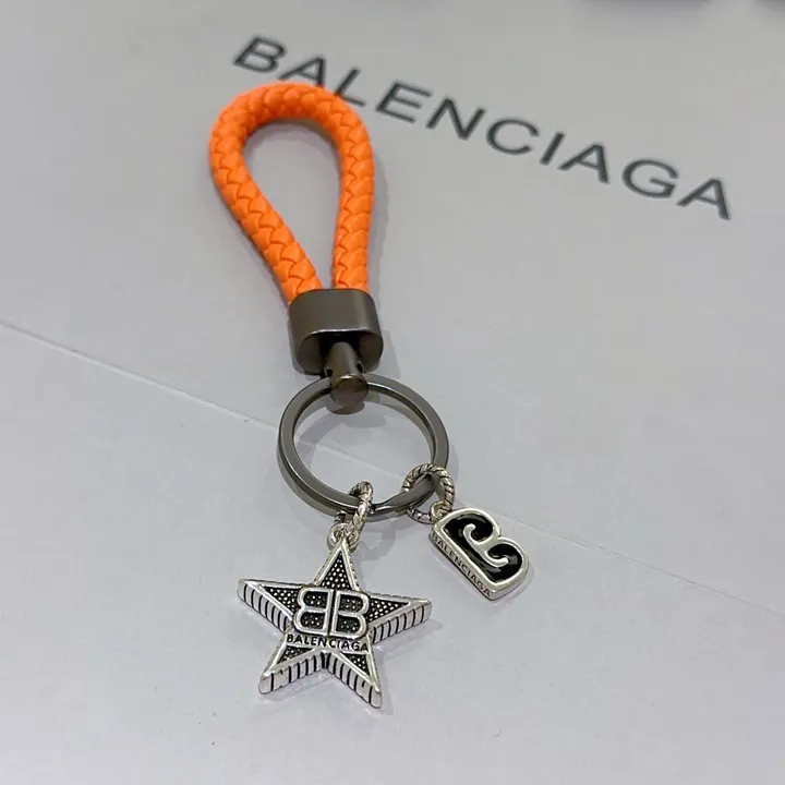 スーパーコピー バレンシアガ キーホルダー