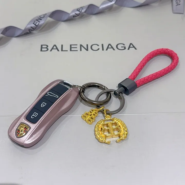 スーパーコピー バレンシアガ キーホルダー