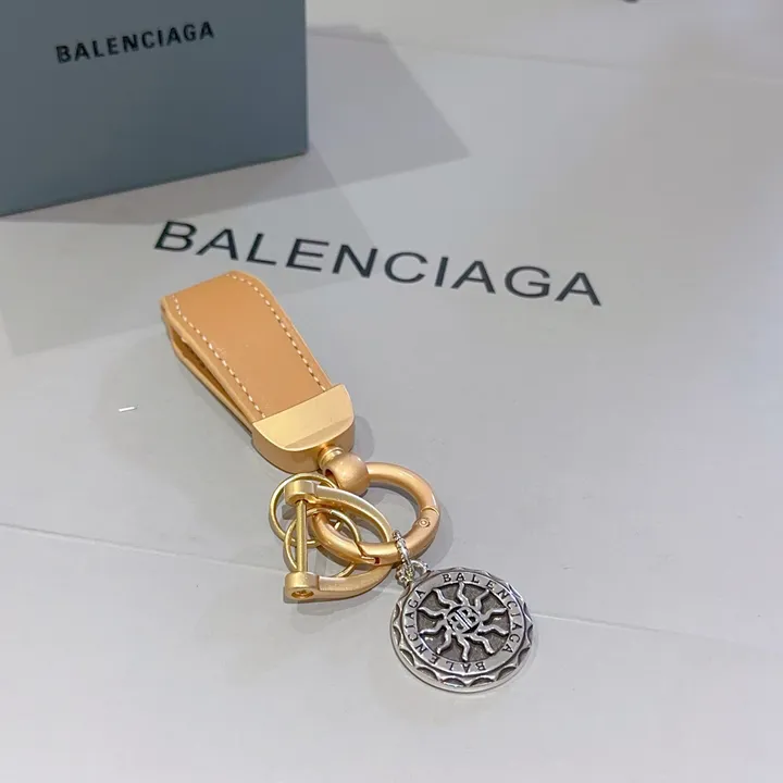 スーパーコピー バレンシアガ キーホルダー