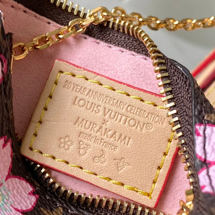 スーパーコピー ルイヴィトン キーホルダー