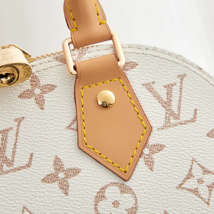 スーパーコピー ルイヴィトン キーホルダー