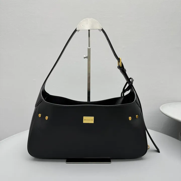 スーパーコピー バレンシアガ キーホルダー