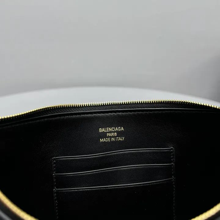 スーパーコピー バレンシアガ キーホルダー