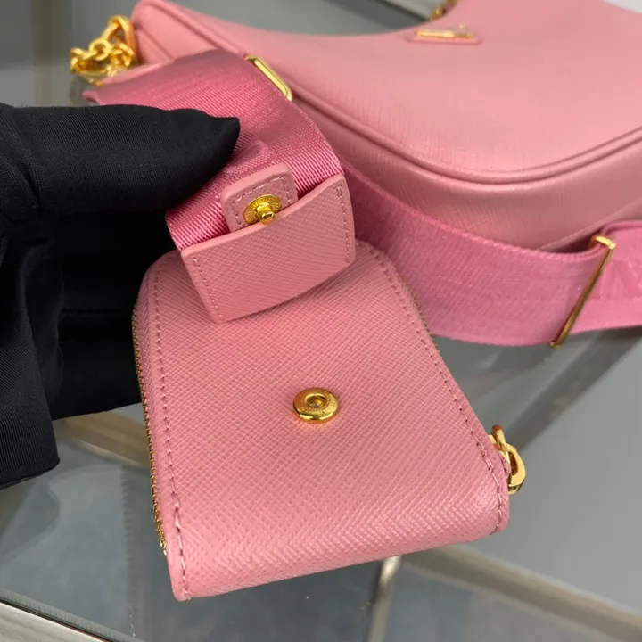 スーパーコピー プラダ キーホルダー