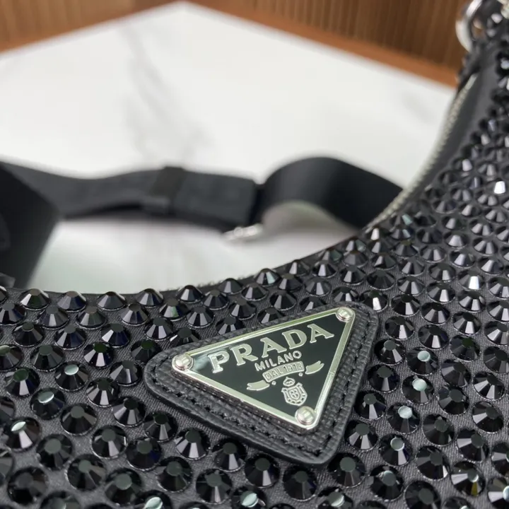 スーパーコピー プラダ キーホルダー