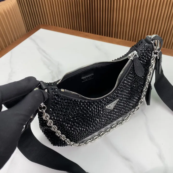 スーパーコピー プラダ キーホルダー