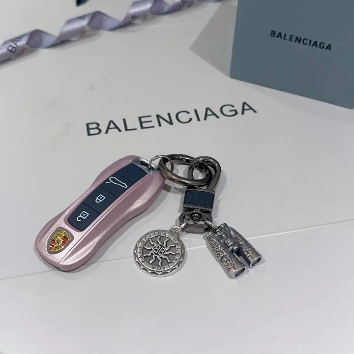 スーパーコピー バレンシアガ キーホルダー