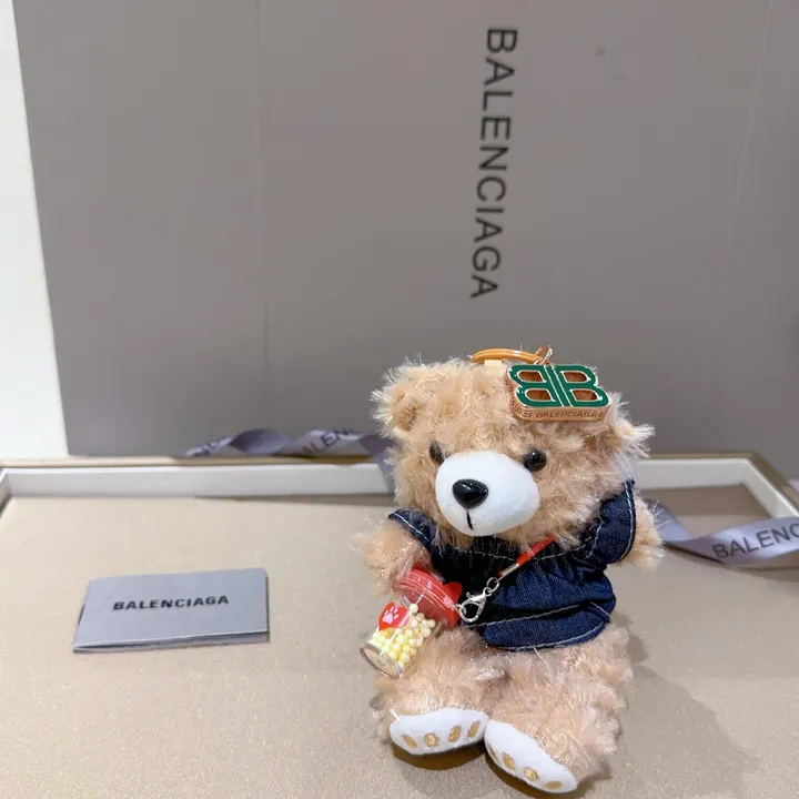 スーパーコピー バレンシアガ キーホルダー