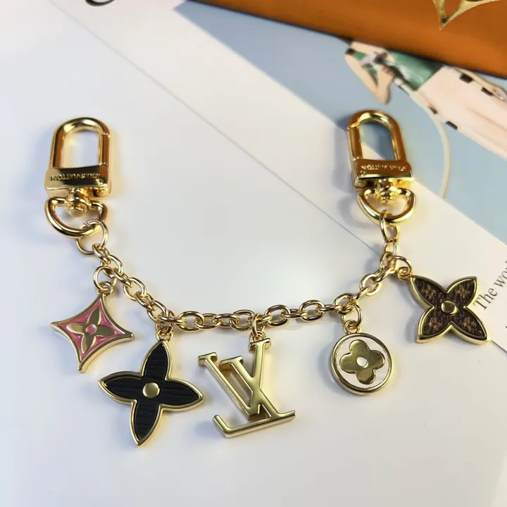 スーパーコピー ルイヴィトン キーホルダー