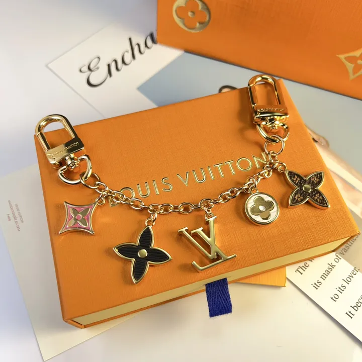 スーパーコピー ルイヴィトン キーホルダー